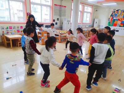 爸妈当“老师”,资源无边界--济南市七里山幼儿园家长进课堂活动