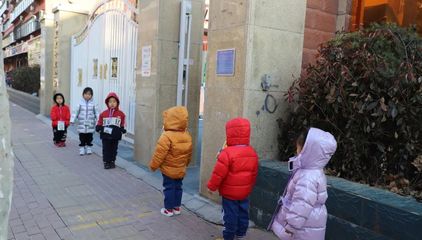 战“疫”规范化 防患于未然--济南市七里山幼儿园疫情防控应急演练