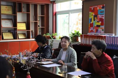 学党史 悟思想 忆初心 献良策--济南市七里山幼儿园老干部活动