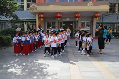 走进小学，赴一场成长之约——济南市七里山幼儿园参观小学活动